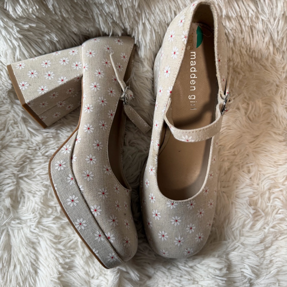 Madden Girl Shoes Mantel Cream Floral Mary Jane Platform Chunky Heel - Picture 2 of 5